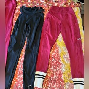 I’m selling 3 tops 1 sports bra , 1 body suit and 9 leggings.